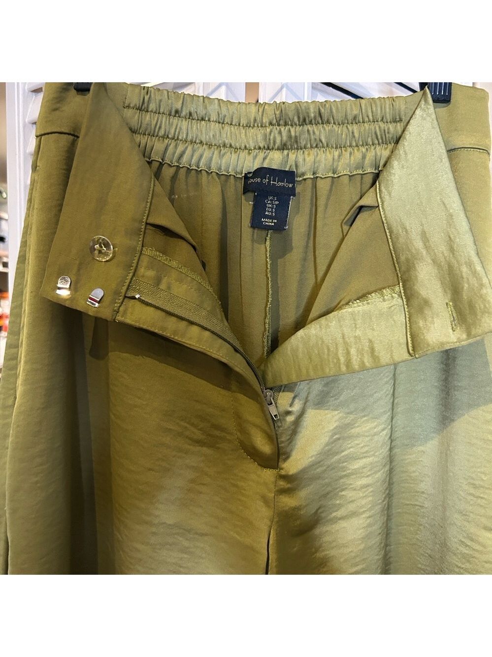 House of Harlow 1960 Olive Satin Wide-Leg Pants | Size Small - Picture 2 of 7